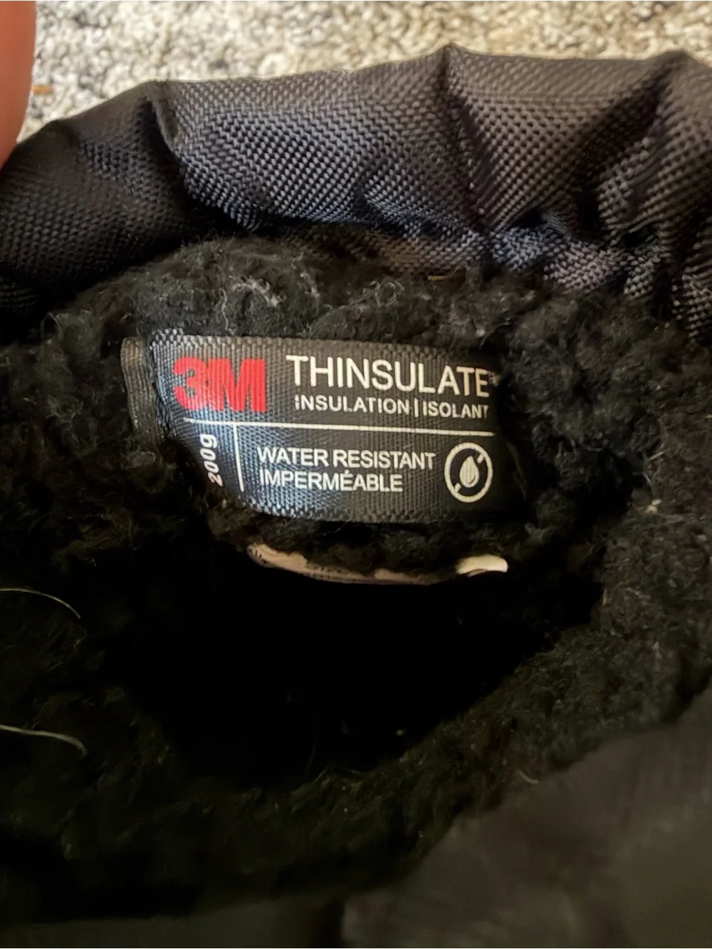 3M Thinsulate Kids Black Insulated Snow Boots with Toggle and Strap